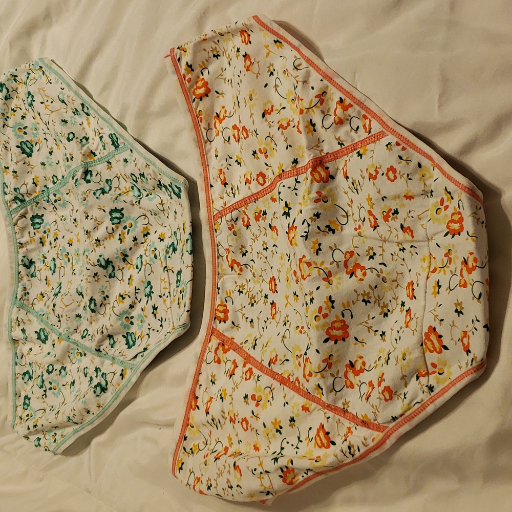 2 pair lg nwt light period underwear - Picture 3 of 4